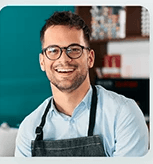 Profissional de saúde sorrindo